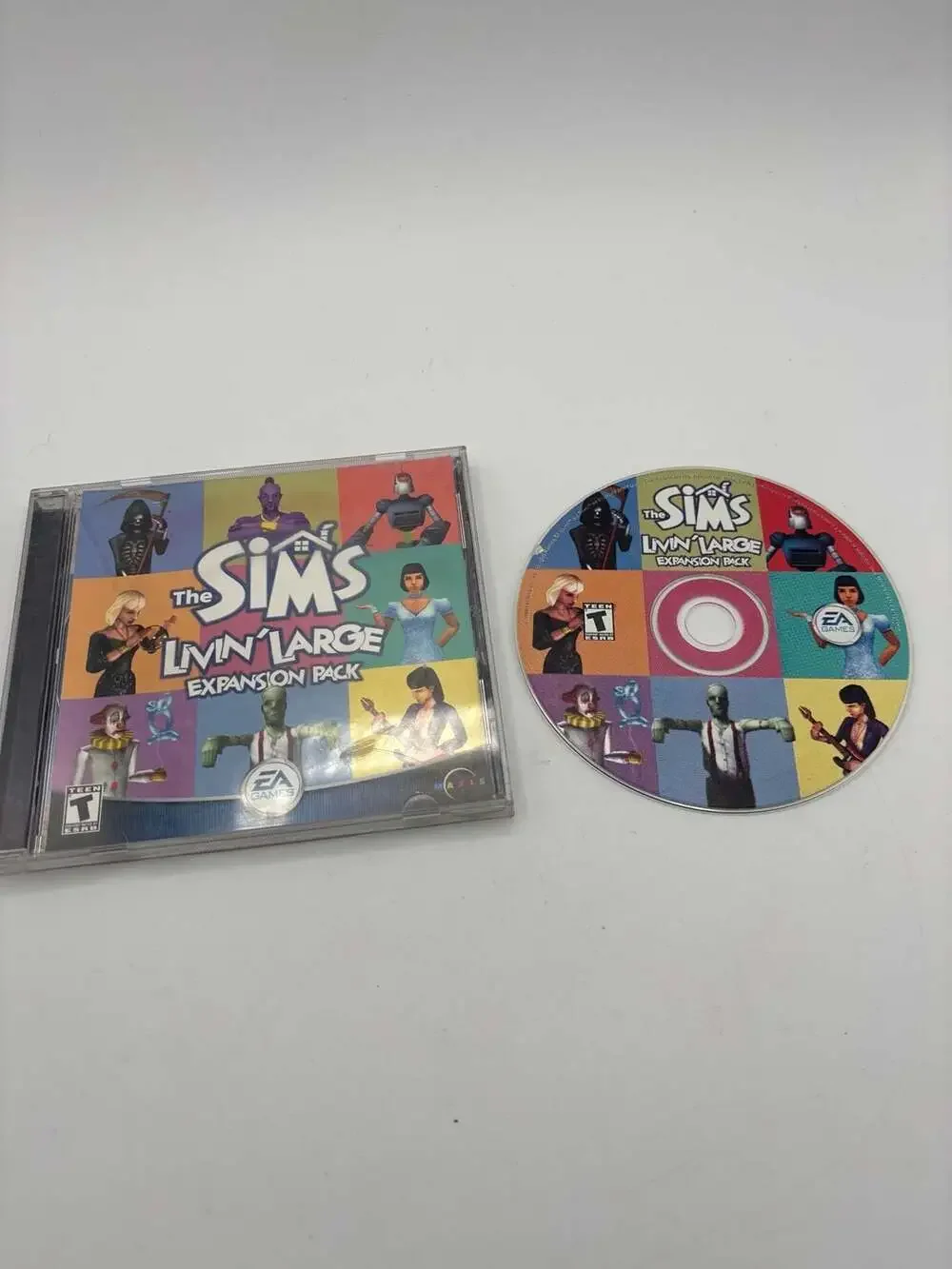 LOT of 3 Sims PC Expansion Packs: Livin’ Large, Hot Date and Superstar